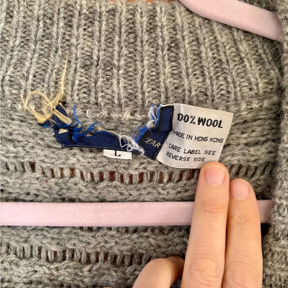 Vintage! 100% Wool! Gorgeously oversized, puffed sleeved Perfection! - Picture 2 of 7